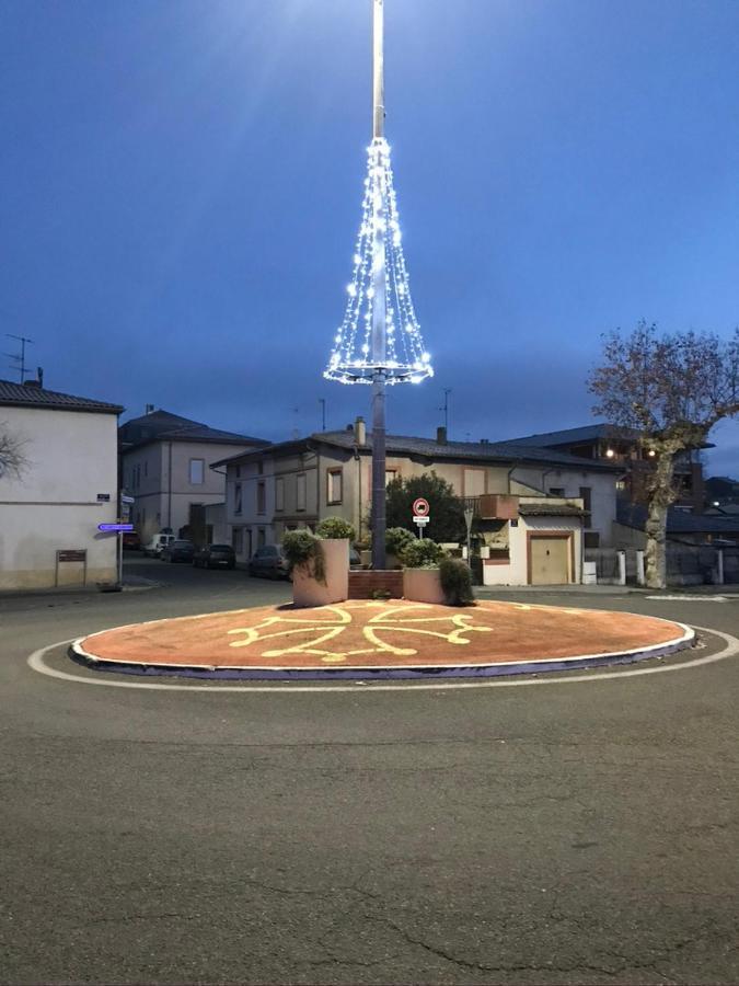 Maison D'Hotes La Lumiere De Migou Beaumont-de-Lomagne Экстерьер фото